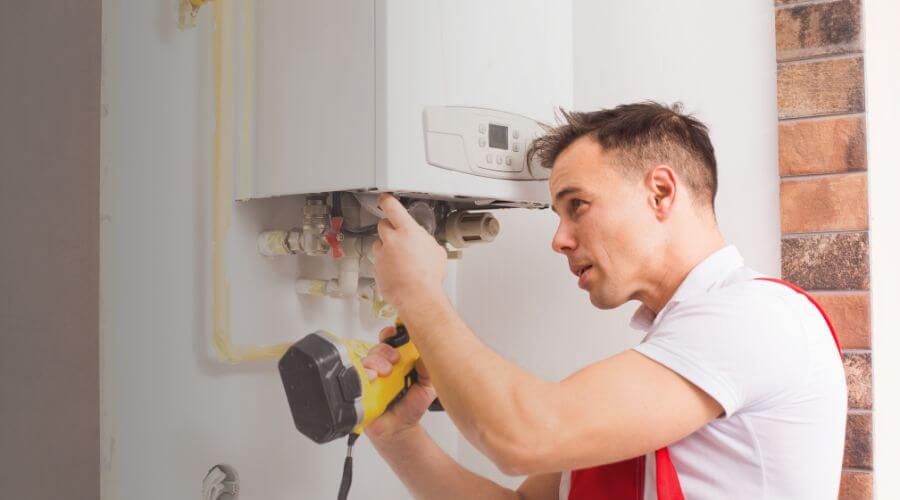 Expert burst pipe repair services in Luling, TX